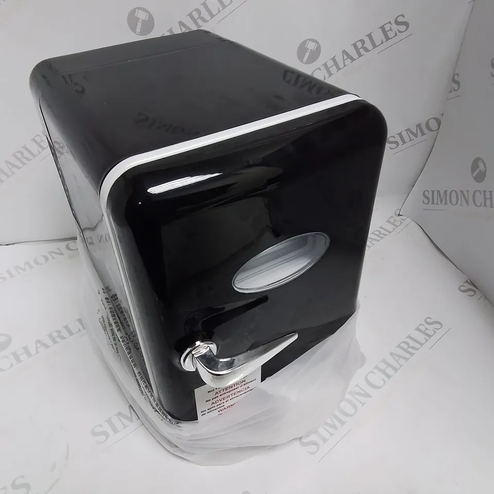 SO CHILL MINI FRIDGE BLACK RRP £44.99