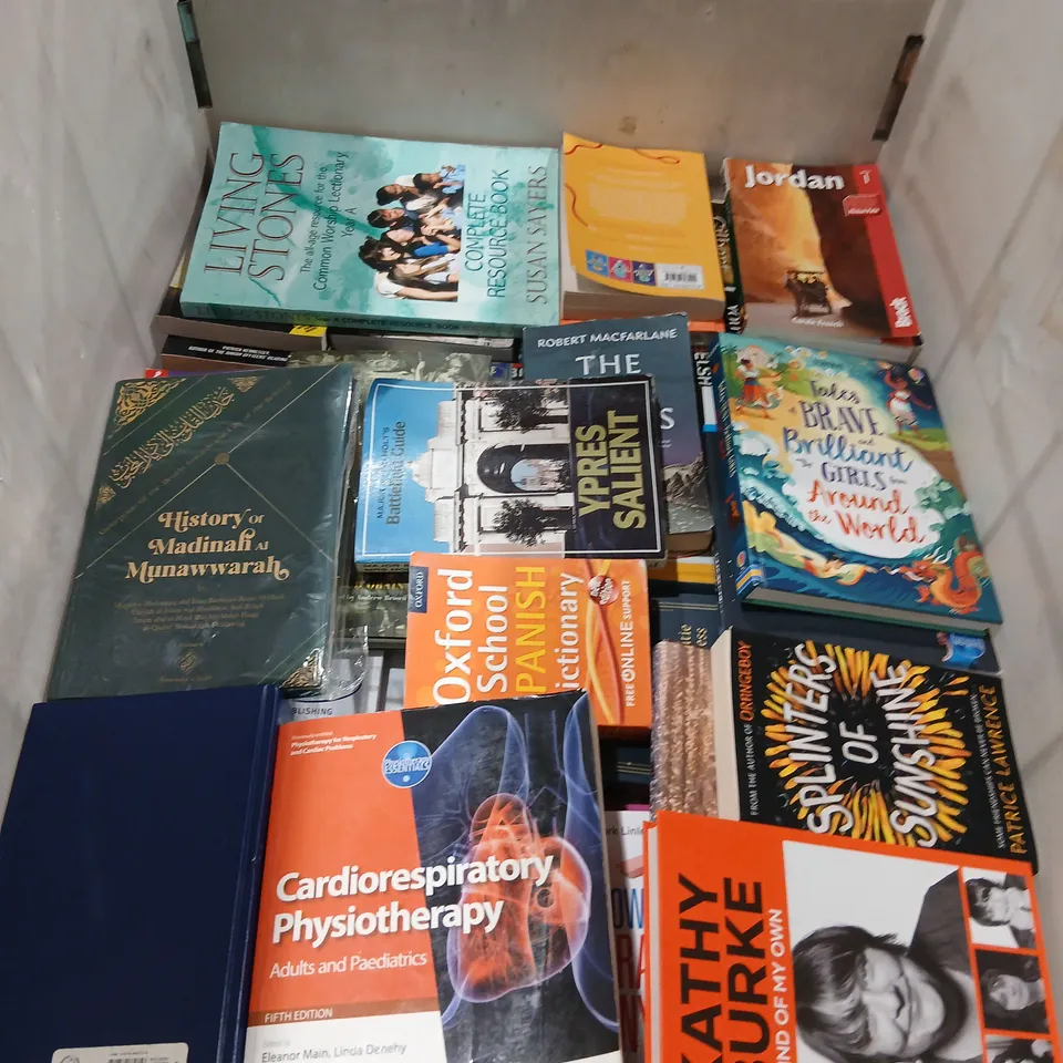 LARGE QUANTITY OF ASSORTED FICTION AND NON FICTION BOOKS