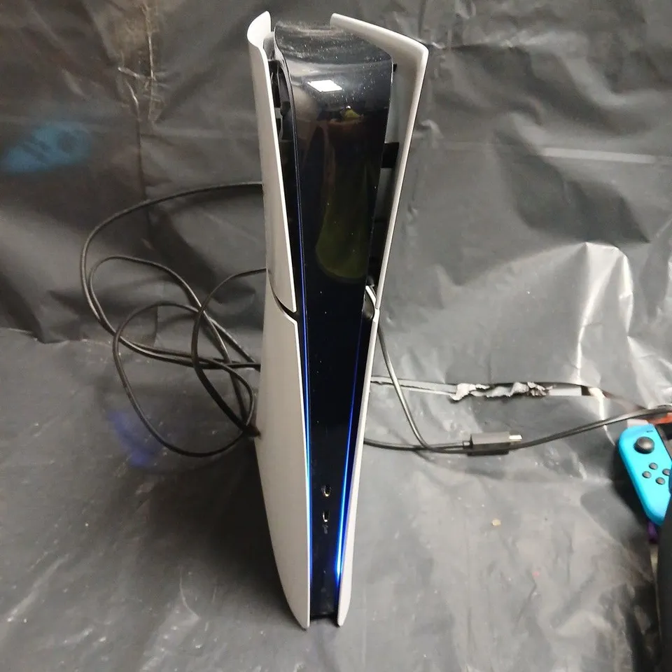 SONY PLAYSTATION 5 CONSOLE (CFI-1206)