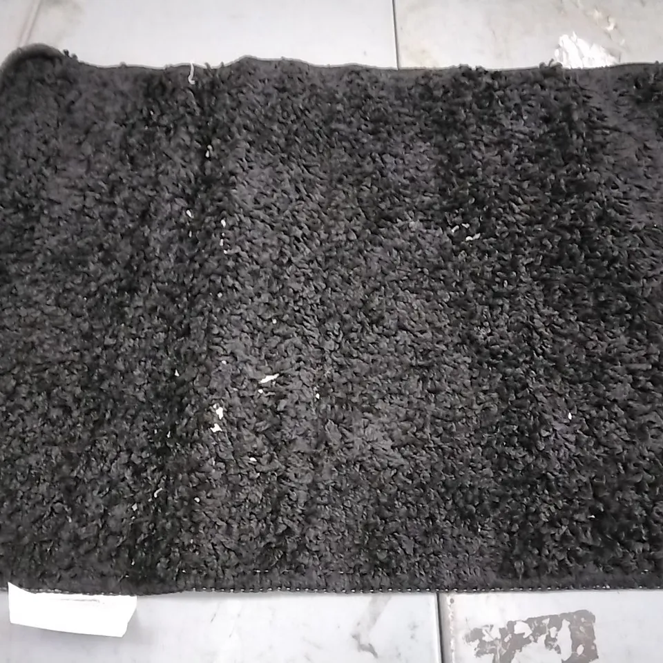 BRAND NEW GILDER BATH MAT SIZE 40 X 55CM IN BLACK