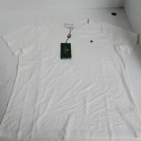 HOLLAND COOPER RELAXED FIT MONOGRAM TEE IN WHITE - LARGE