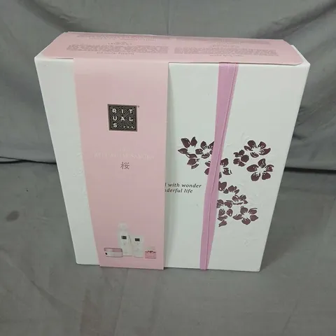 BOXED RITUALS THE RITUAL OF SAKURA GIFT SET
