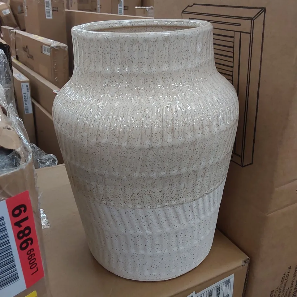 BOXED ALGER HANDMADE STONEWARE TABLE VASE 