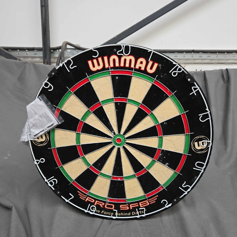 WINMAU PRO SFB DARTS BOARD