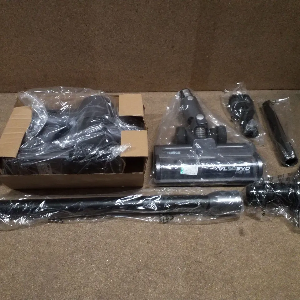 BOXED TOWER 600W ANTI TANGLE CORDED VACUUM CLEANER