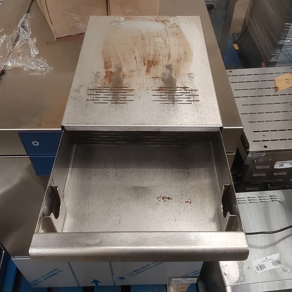 STAINLESS STEEL DRAWER