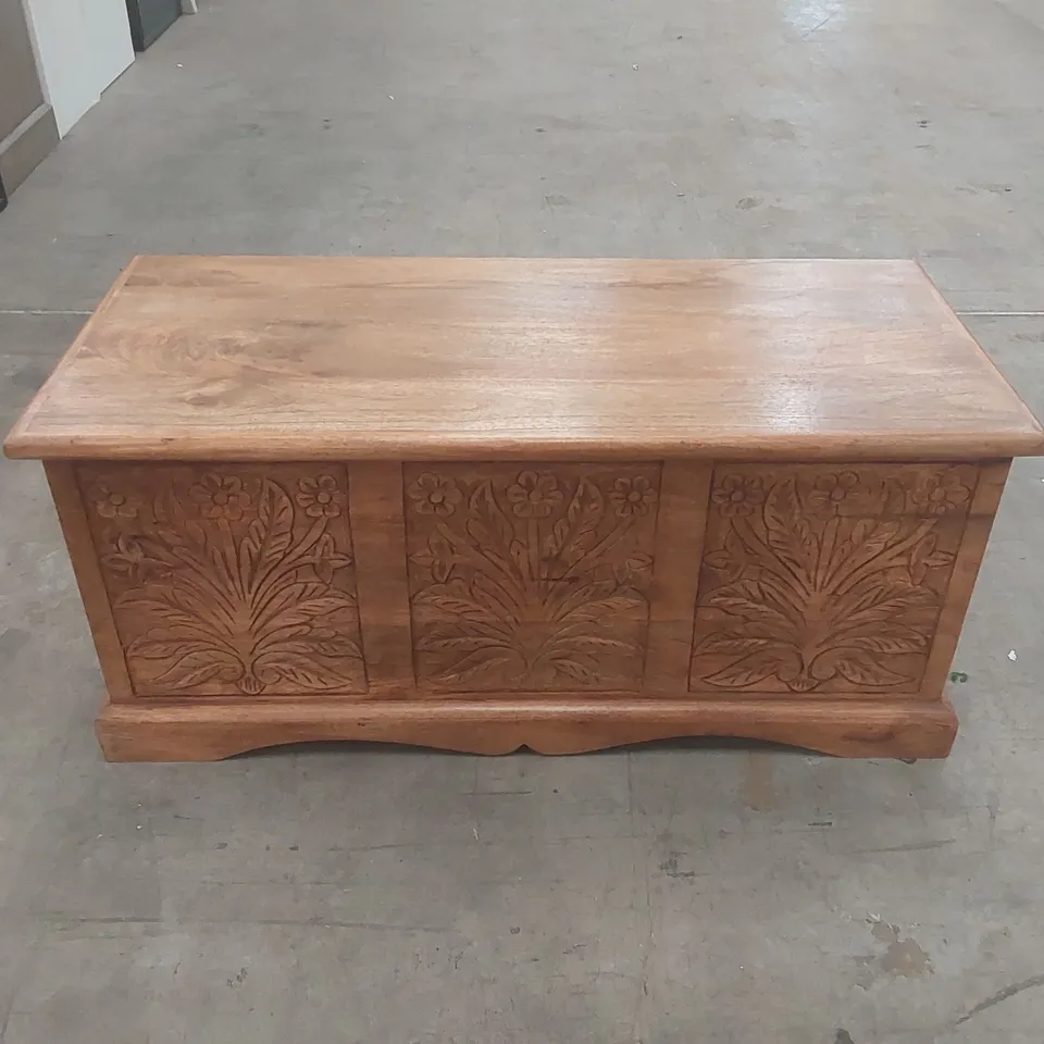 HOLCOMBE CARVED ACACIA WOOD COFFEE TABLE WITH STORAGE