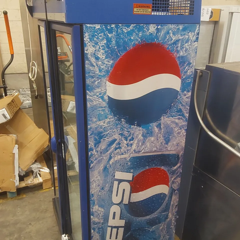 NESSO VULCAN 1000 COMMERCIAL DRINKS DISPLAY FRIDGE