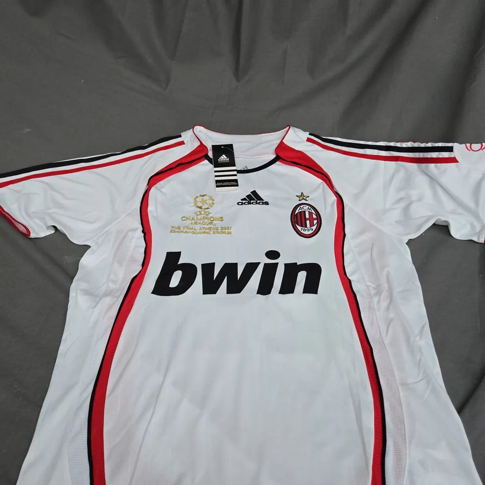 AC MILAN FC AWAY SHIRT - 2007 CHAMPIONS LEAGUE FINAL - KAKA 22 SIZE S