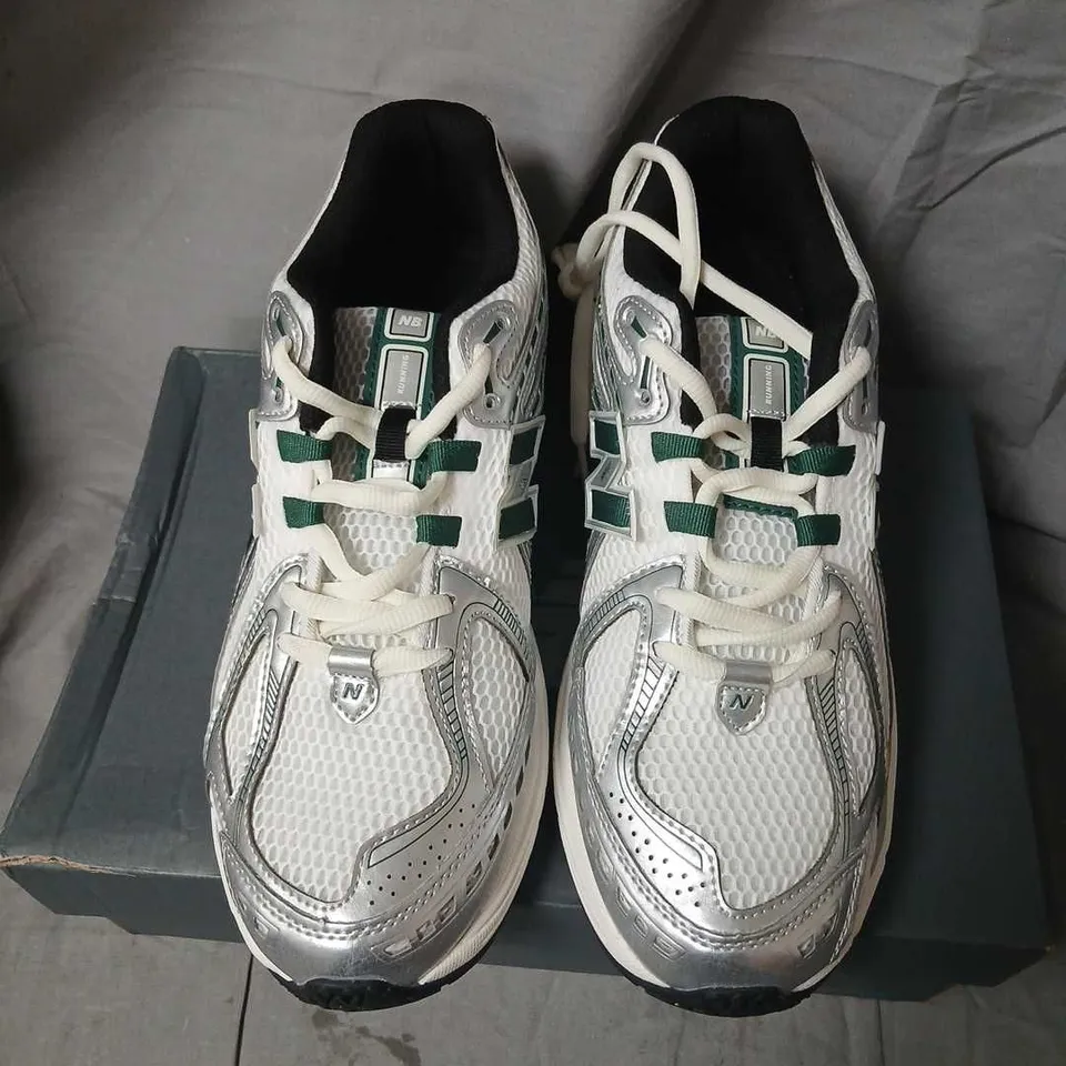 NEW BALANCE M1906REU LIFESTYLE SHOES - MEN'S UK9 (US10, EU44)
