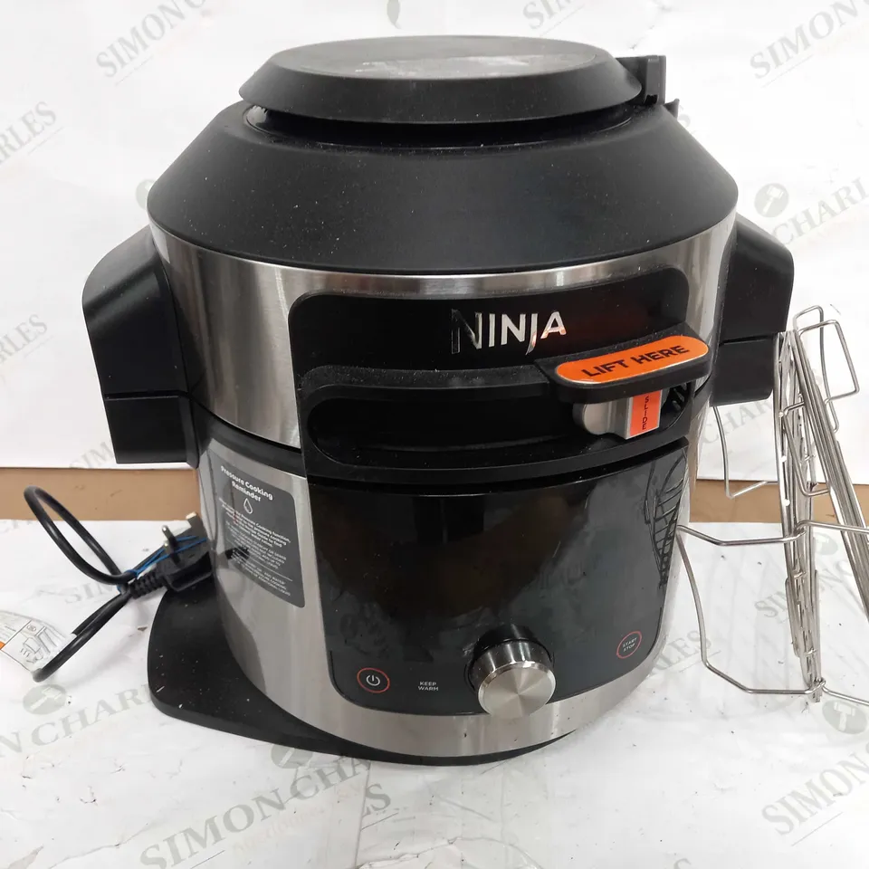 NINJA FOODI SMARTLID 7.5L MULTI COOKER & AIR FRYER