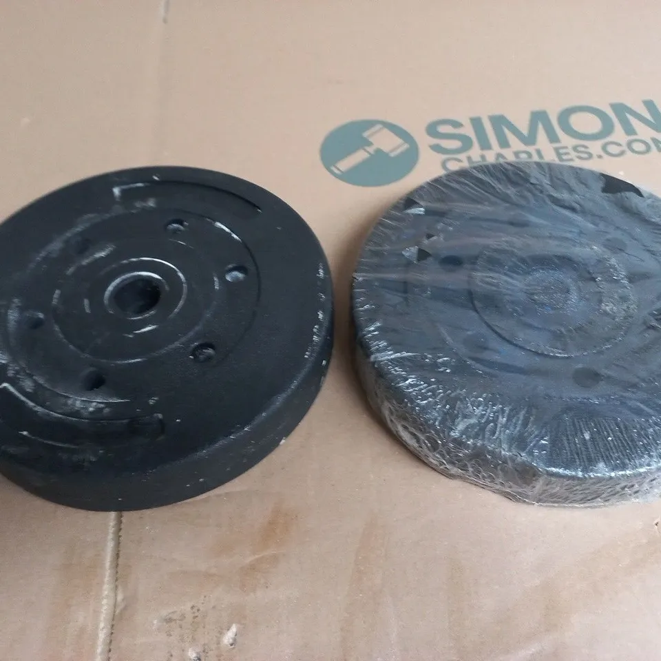 LOT OF 2 5KG BARBELL WEIGHT PLATES