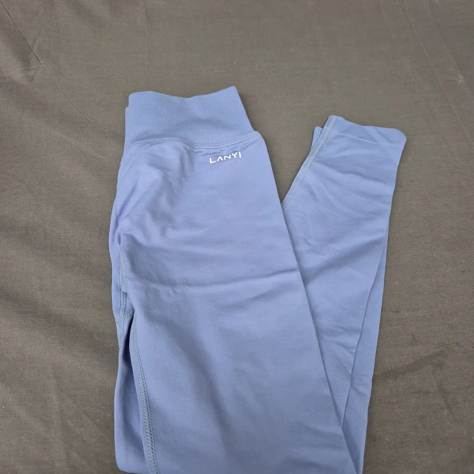 DFYNE ACTIVEWEAR LEGGINGS IN PALE BLUE SIZE S