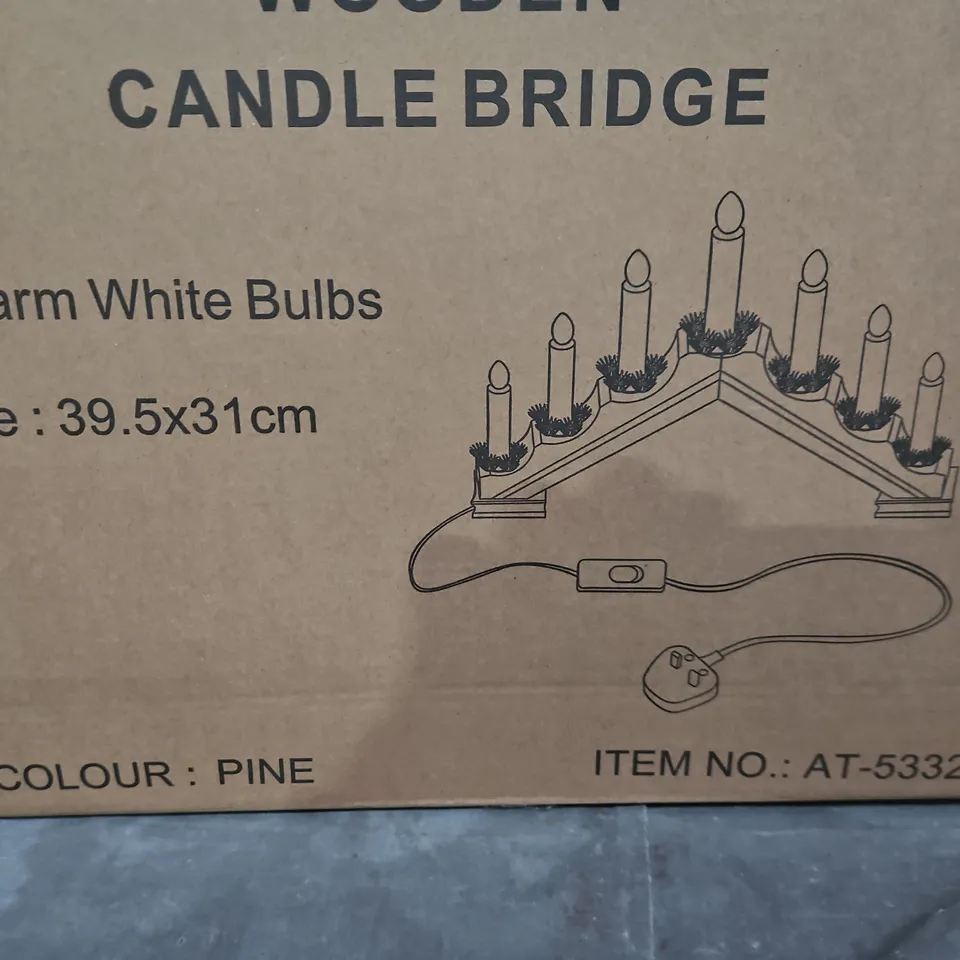 Wooden Candle Bridge – Pine, 7 Warm White Bulbs