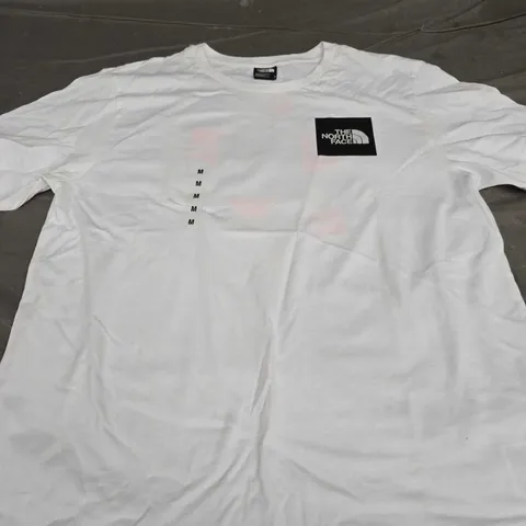 THE NORTH FACE GRAPHIC T-SHIRT - SIZE M
