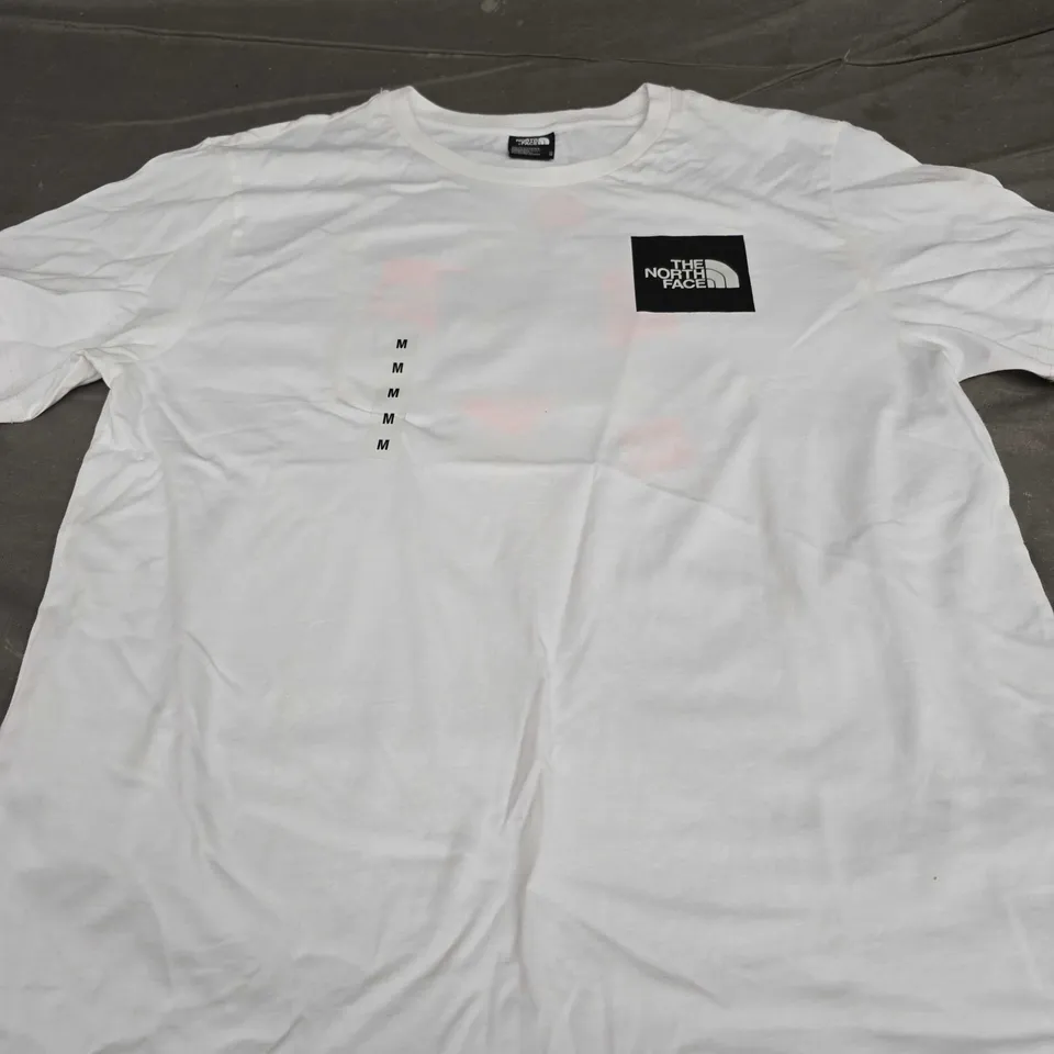 THE NORTH FACE GRAPHIC T-SHIRT - SIZE M