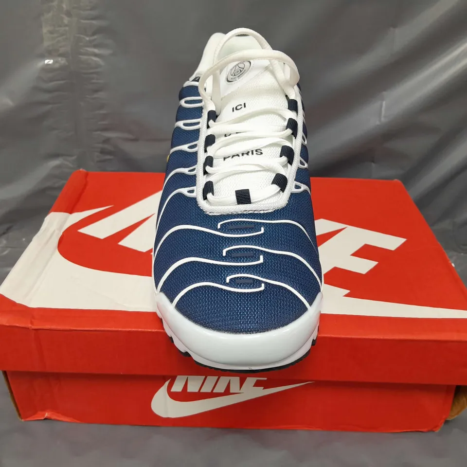 BOXED PAIR OF NIKE TN AIR PARIS SAINT-GERMAIN SHOES IN WHITE/BLUE-RED GRADIENT/GOLD UK SIZE 12