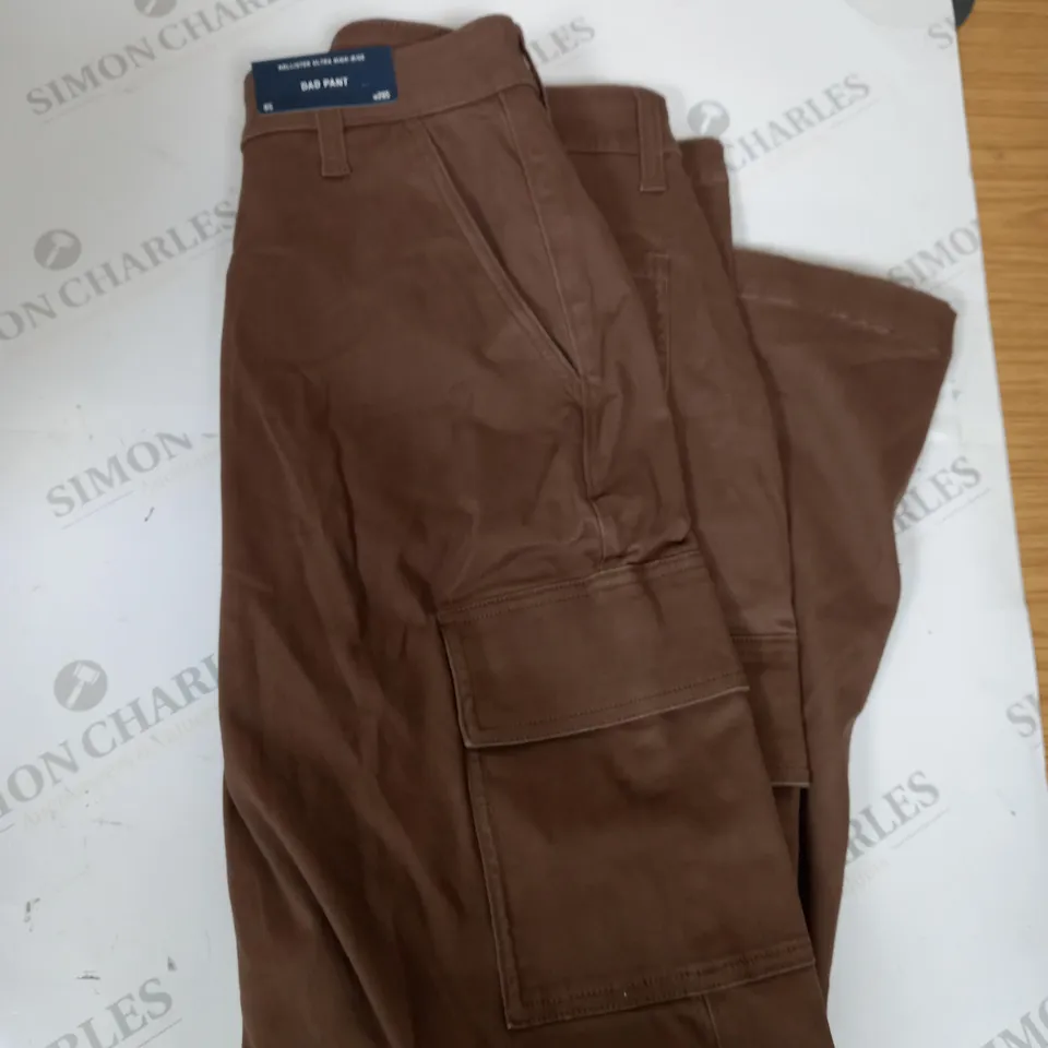 HOLLISTER DAD PANTS SIZE W29