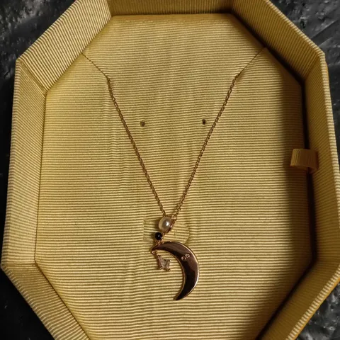 SWAROVSKI CRESCENT MOON PENDANT NECKLACE WITH PEARL – GOLD-TONE