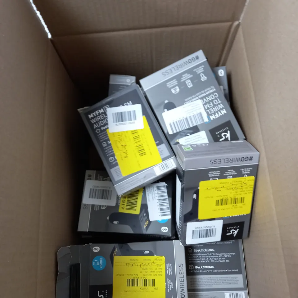 BOX OF 18 KITSOUND MYFM2 WIRELESS TO FM CONVERTER 