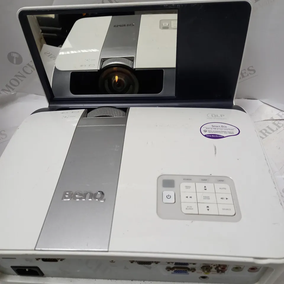 BENQ MX850UST DLP SHORT-THROW HDMI PROJECTOR 