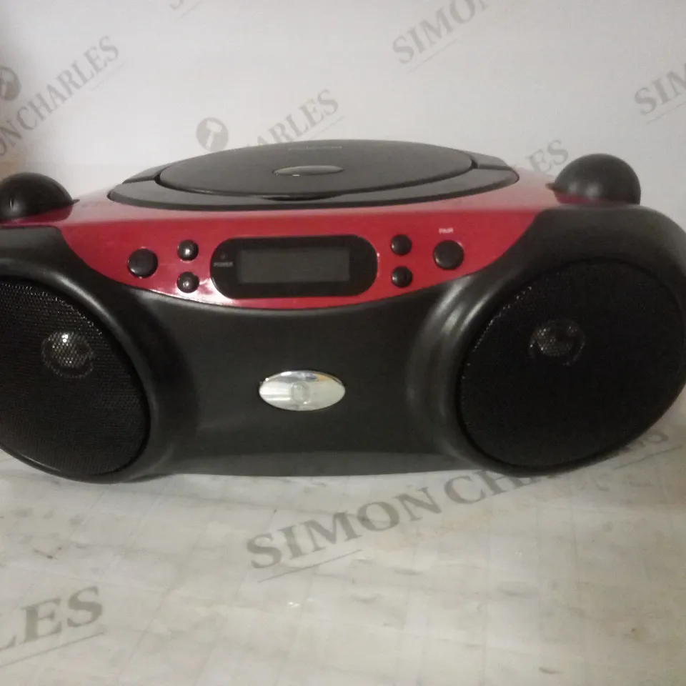 POLAROID BLUETOOTH CD BOOMBOX BLACK/RED