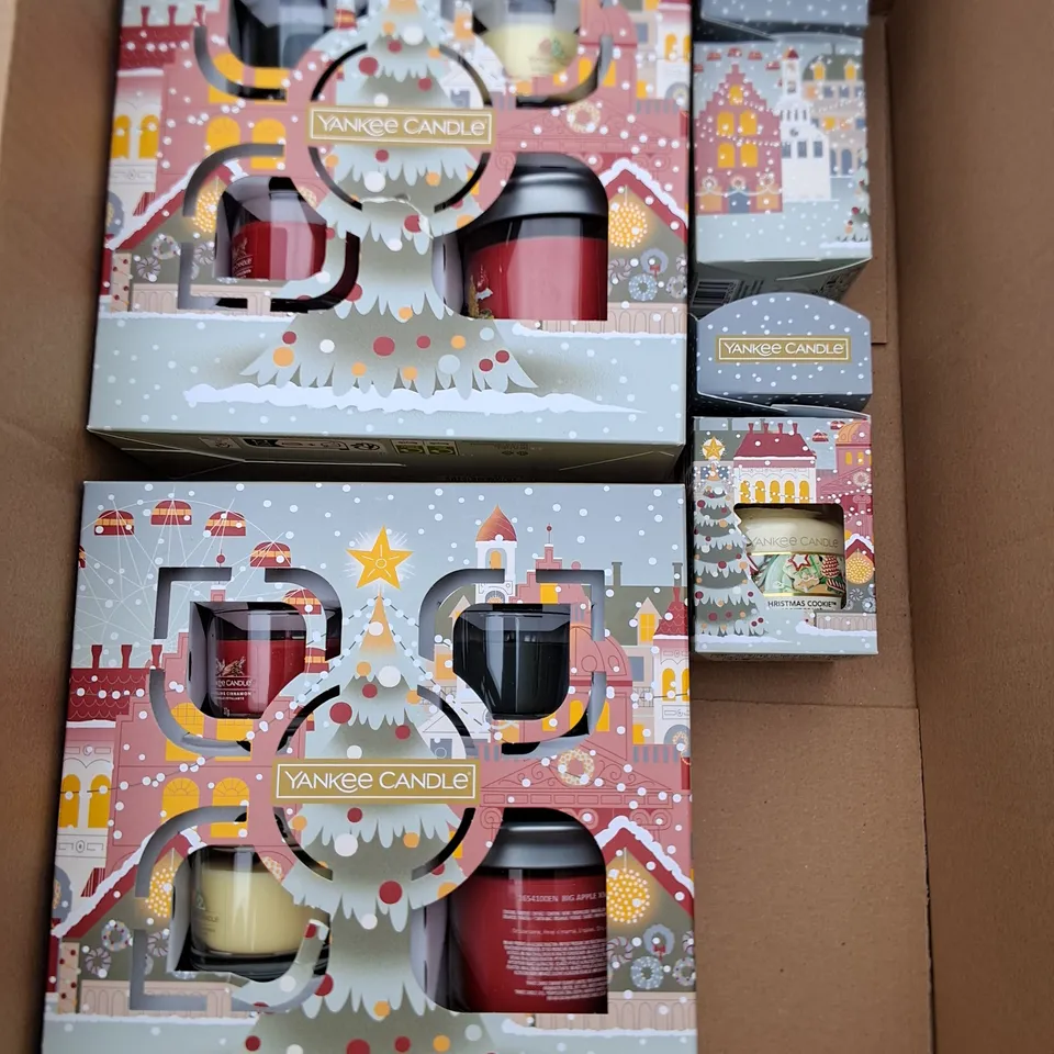 LOT OF SEASONAL THEMED YANKEE CANDLE SETS