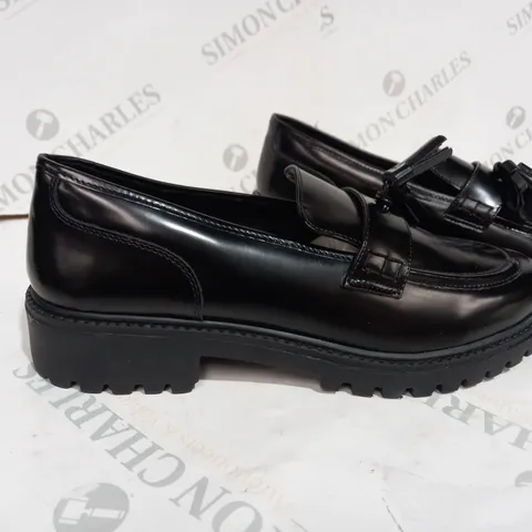 JONES BOOTMAKER LOVE CHUNKY LEATHER LOAFERS TASSEL SHOES - SIZE UK 7.5