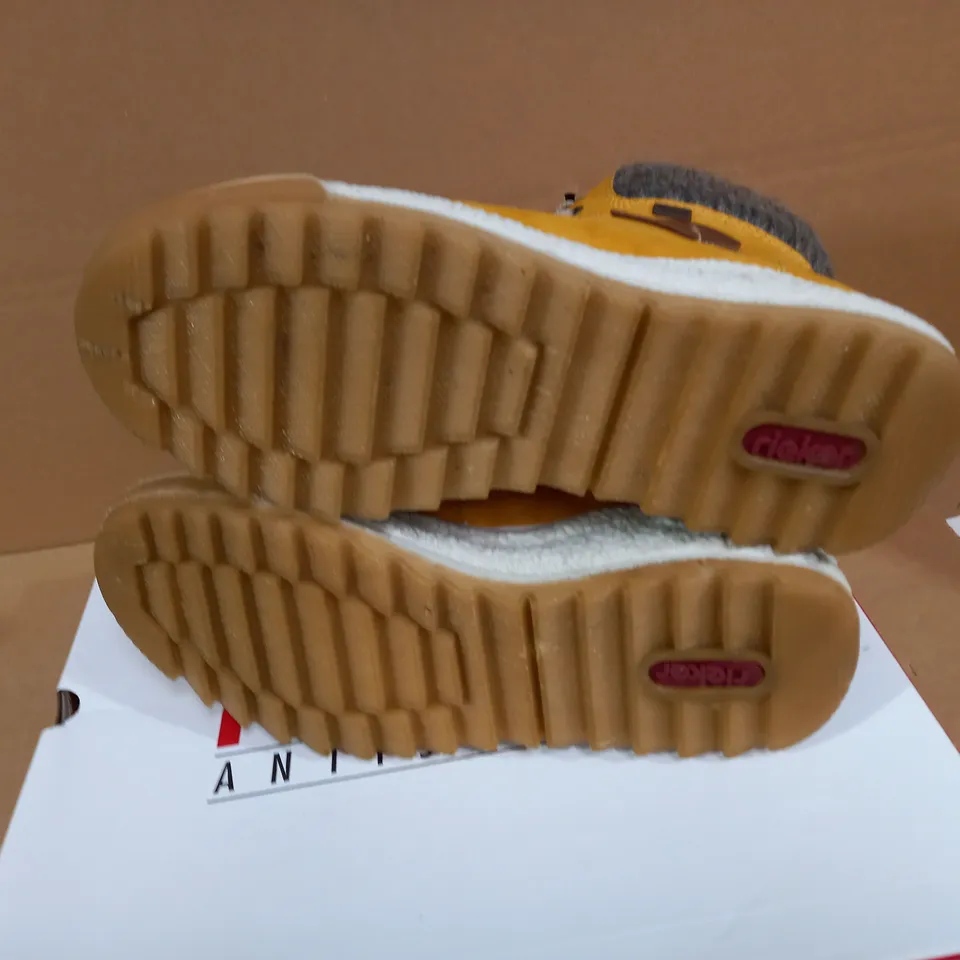 RIEKER LACE BOOT YELLOW - SIZE 7.5