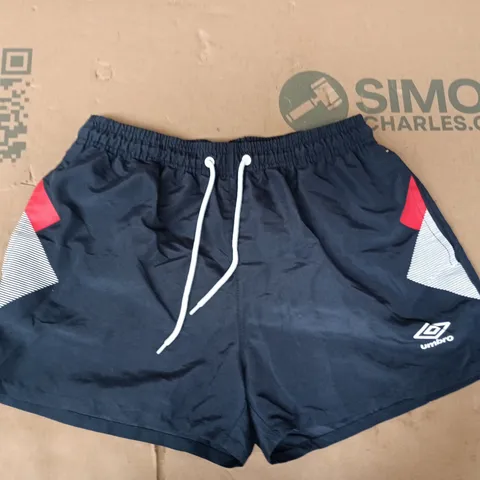 UMBRO MEN'S NAVY SWIM SHORTS – UK M (US M, ASIA L, EUR M)
