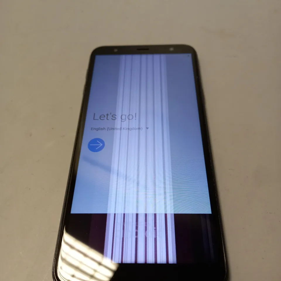 SAMSUNG GALAXY J4 + 