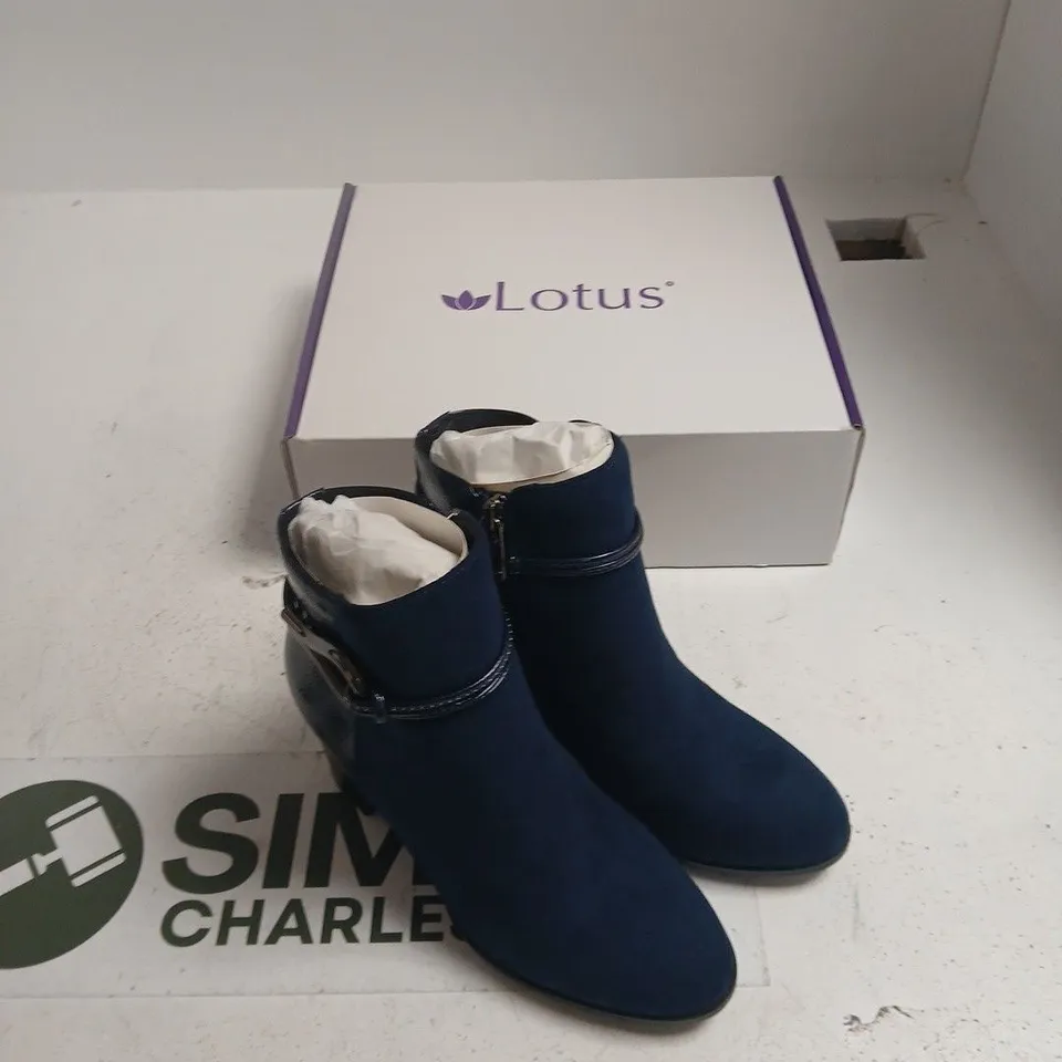 LOTUS ULB401 NAVY ANKLE BOOTS – UK 3