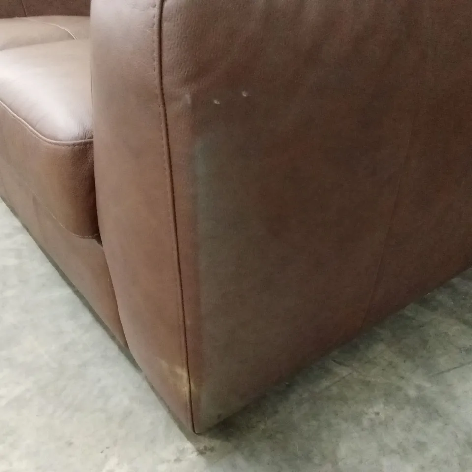 ARDEN ITALIAN LEATHER 2 SEATER SOFA RRP £1299