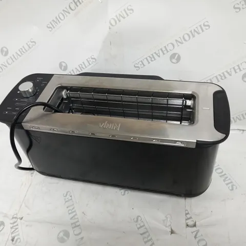 NINJA 2 IN 1 TOASTER & GRILL ST100UK