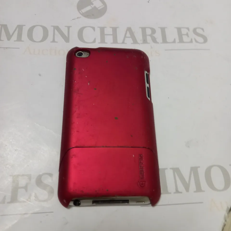 APPLE IPOD MODEL A1367 32GB WITH CASE