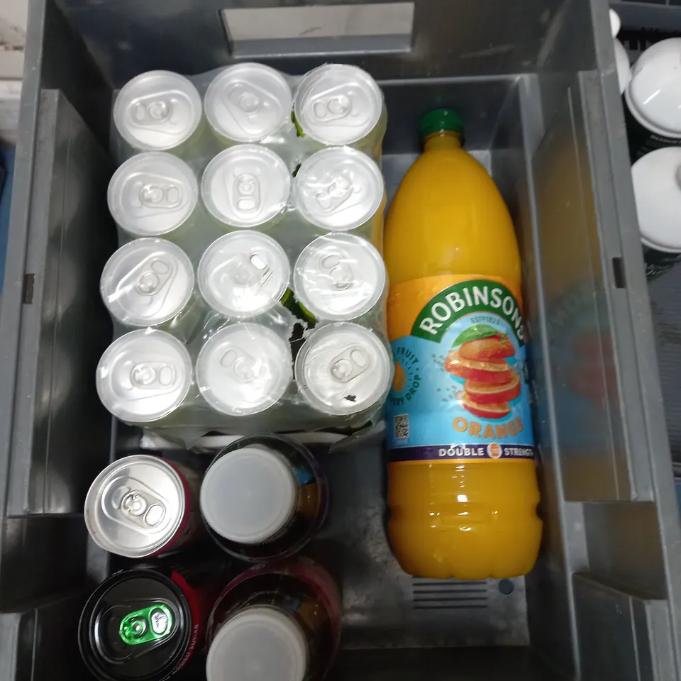APPROXIMATELY 20 ASSORTED DRINKS TO INCLUDE ROBINSONS JUICE, KOMBUCHA AND GRENADE