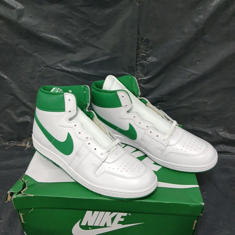 BOXED PAIR OF NIKE JORDAN AIR SHIP PE GREEN UK 15 