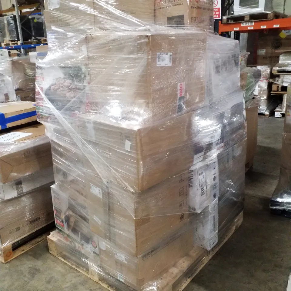 PALLET OF APPROXIMATELY 28 UNPROCESSED RAW RETURN HOUSEHOLD AND ELECTRICAL GOODS TO INCLUDE;