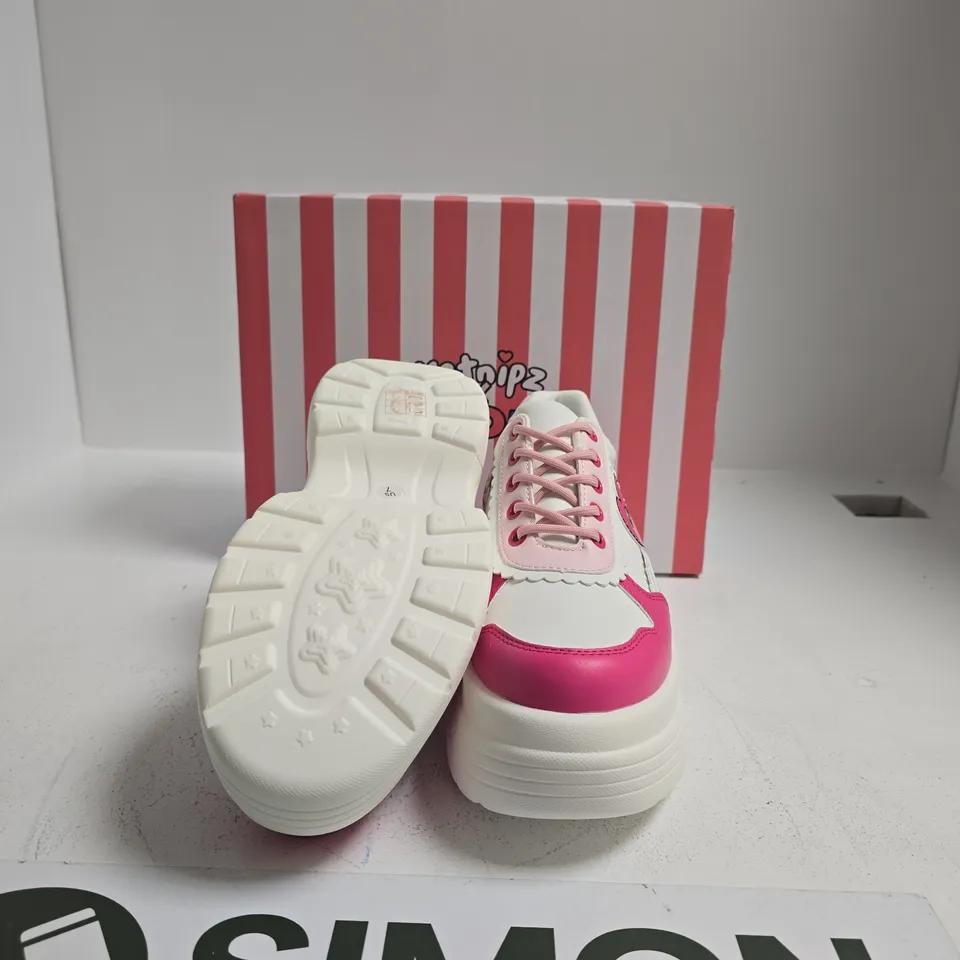 KOI PLATFORM SNEAKERS – WHITE WITH PINK ACCENTS US SIZE 7