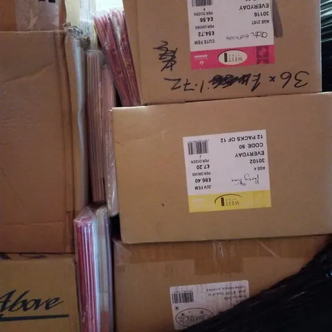 PALLET CONTAINING ASSORTED GREETINGS CARDS