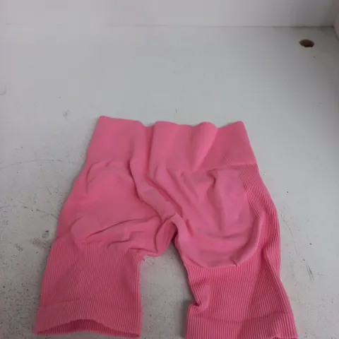 THRIVIN ELEVATE SCRUNCH SHORTS – BUBBLE PINK (WOMENS) SIZE S