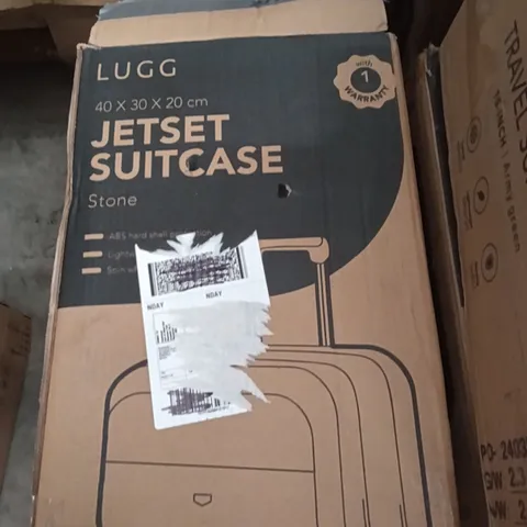  BOXED LUGG TRAVEL SUITCASE