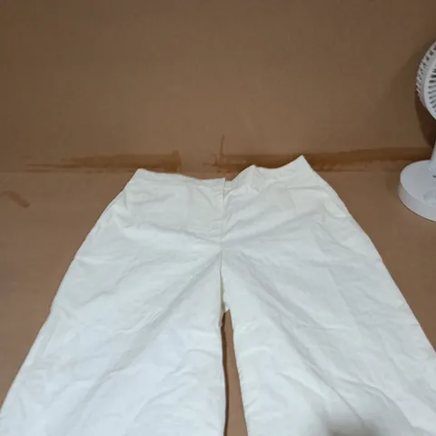 JAEGER WHITE TROUSERS - UK SIZE 16
