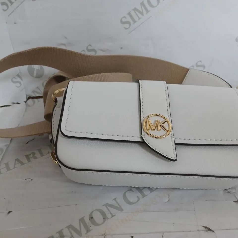 MICHAEL KORS WHITE OVER THE SHOULDER BAG