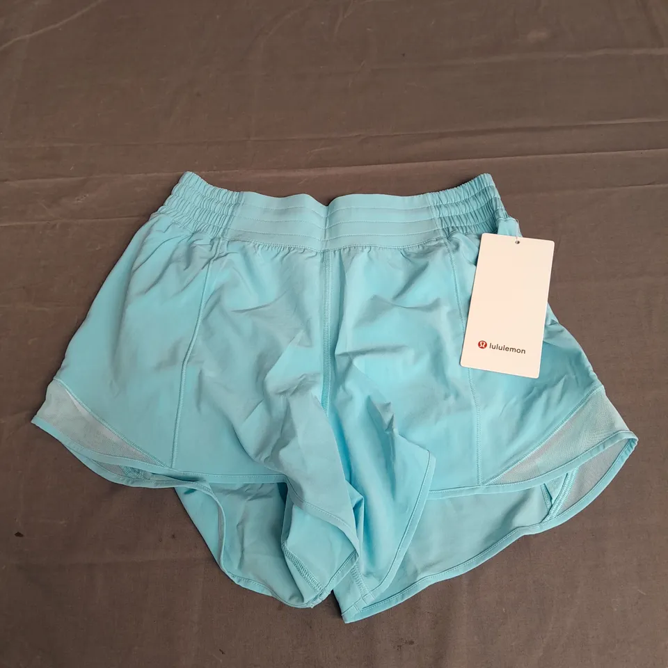 LULULEMON HOTTY HOT LINED 4" SHORT IN LIGHT BLUE SIZE 6