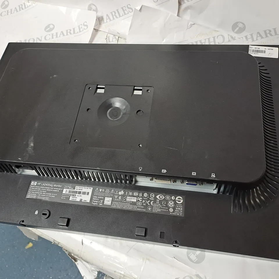 HP 24" LCD MONITOR MODEL LA2405WG SERIAL #CN4128YB9