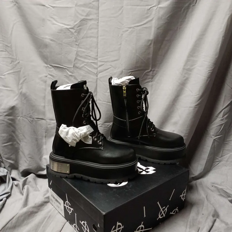 KOI BLACK LEATHER COMBAT BOOTS WITH THICK PLATFORM SOLE – UK SIZE 4