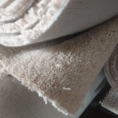 ROLL OF QUALITY CRESTA HEATHER'S 50OZ CARPET 4×4.73M