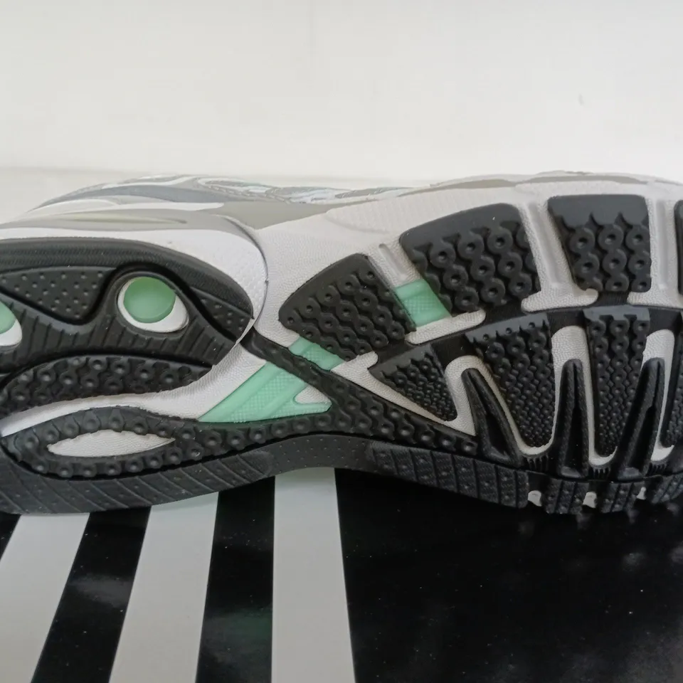 ADIDAS CONTROL 5 SIZE 10