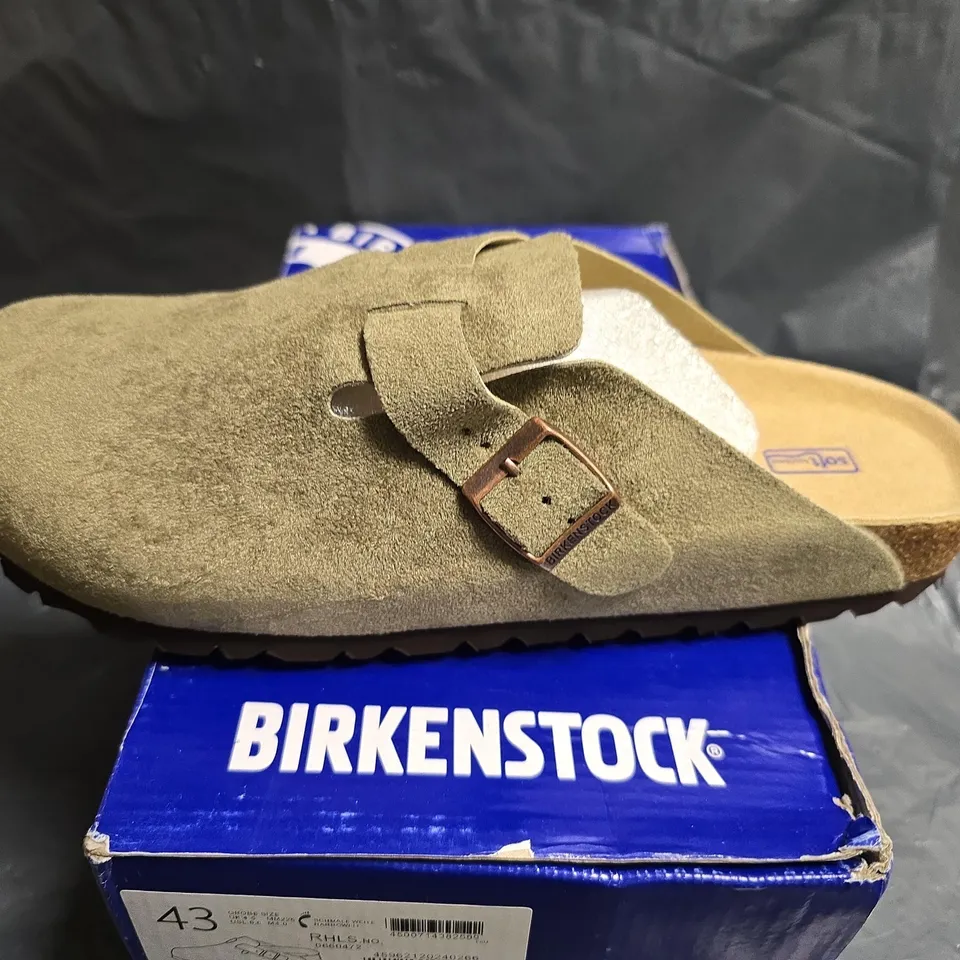 BIRKENSTOCK BOSTON SANDAL – SUEDE UPPER, UK 9 (EU 43)